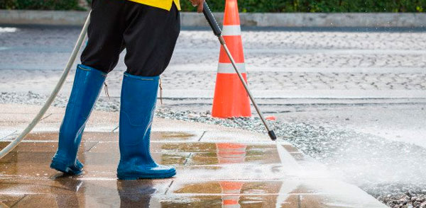 Limpeza Pós-Obra com Hidrojateamento